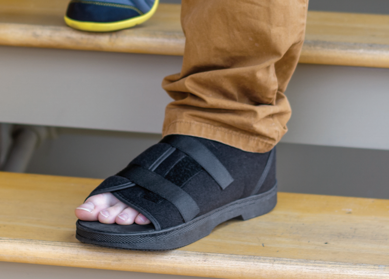 Load image into Gallery viewer, Darco Softie Shoe, Men's or Women's