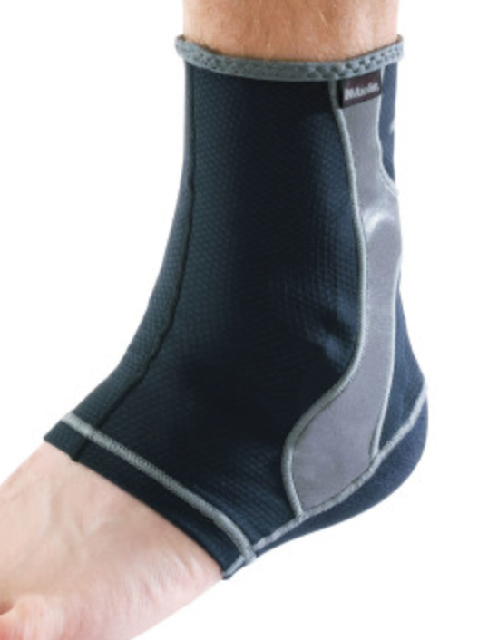 Load image into Gallery viewer, Mueller Sports Medicine Hg80 Ankle Support, Black