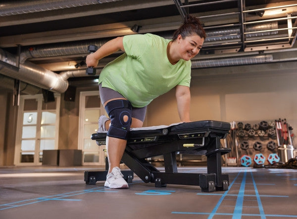 Load image into Gallery viewer, Actimove® Knee Support Open Patella Adjustable