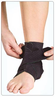Load image into Gallery viewer, Mueller Adjustable Ankle Support Green Line