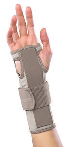 Load image into Gallery viewer, Mueller Reversible Wrist Stabilizer