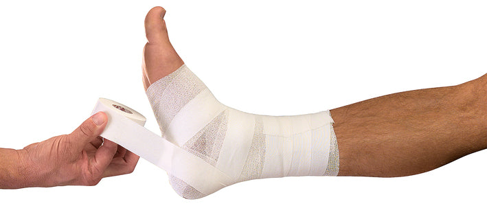 Load image into Gallery viewer, Mueller Athletic Tape, White, 1.5 in x 10 yds