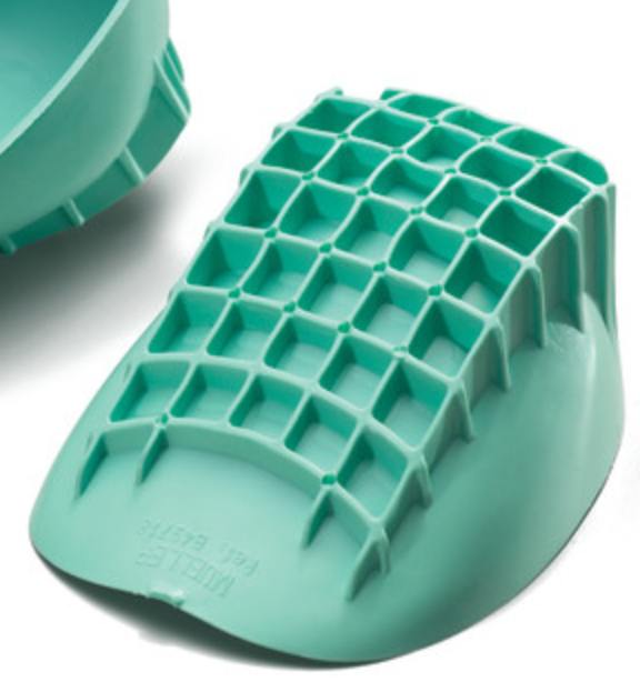 Load image into Gallery viewer, Mueller Pro Heel Cups, Green - Pair