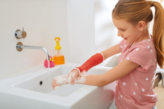 Delta-Dry Water Resistant Cast Padding