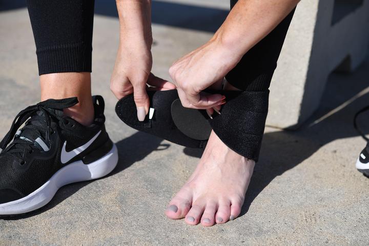 Load image into Gallery viewer, ProBand® Ankle BandIT
