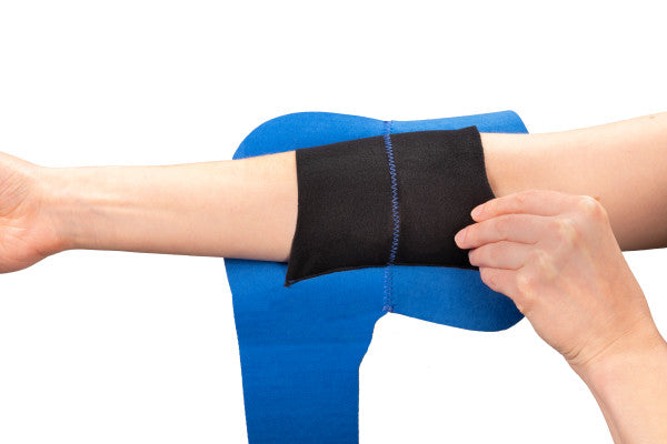 Load image into Gallery viewer, Actimove Kids Elbow Support Adjustable

