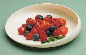 GripWare Plastic Scoop Dish - 8